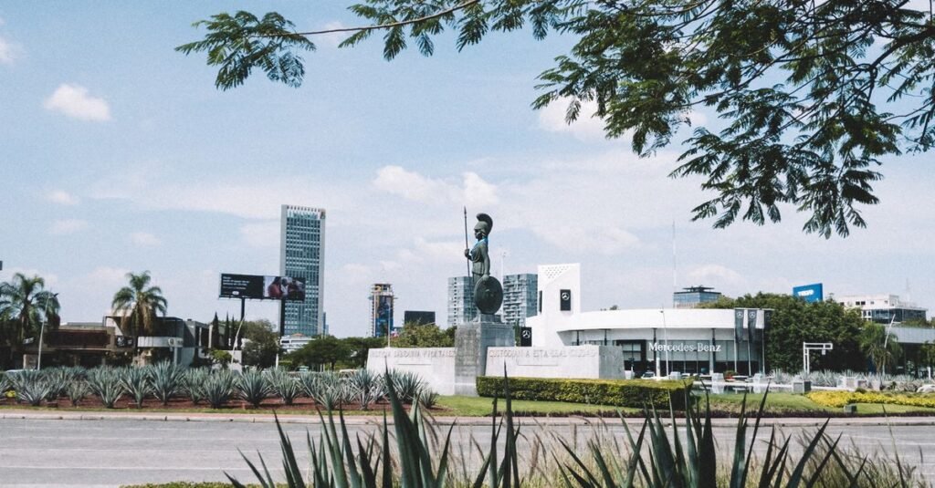 Guía para buscar empleos Guadalajara y postular con éxito